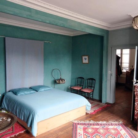 L'Escalier Des Reves Bed & Breakfast Saint-Sauveur-en-Puisaye Dış mekan fotoğraf