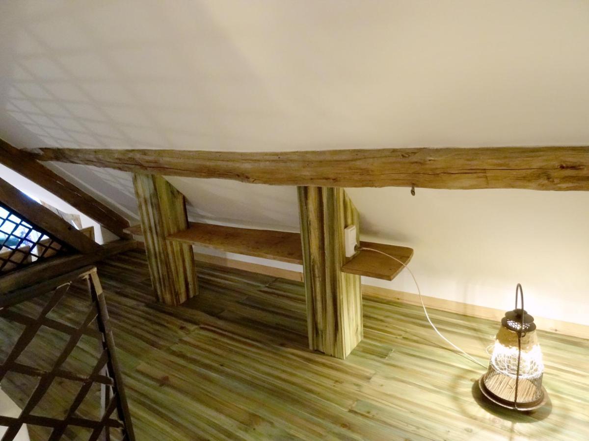 L'Escalier Des Reves Bed & Breakfast Saint-Sauveur-en-Puisaye Dış mekan fotoğraf