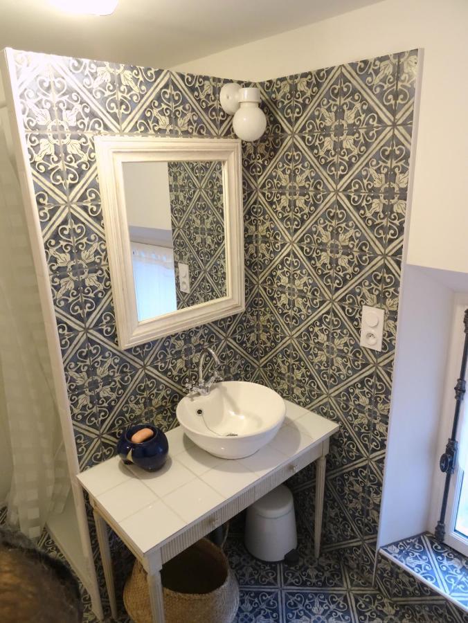 L'Escalier Des Reves Bed & Breakfast Saint-Sauveur-en-Puisaye Dış mekan fotoğraf